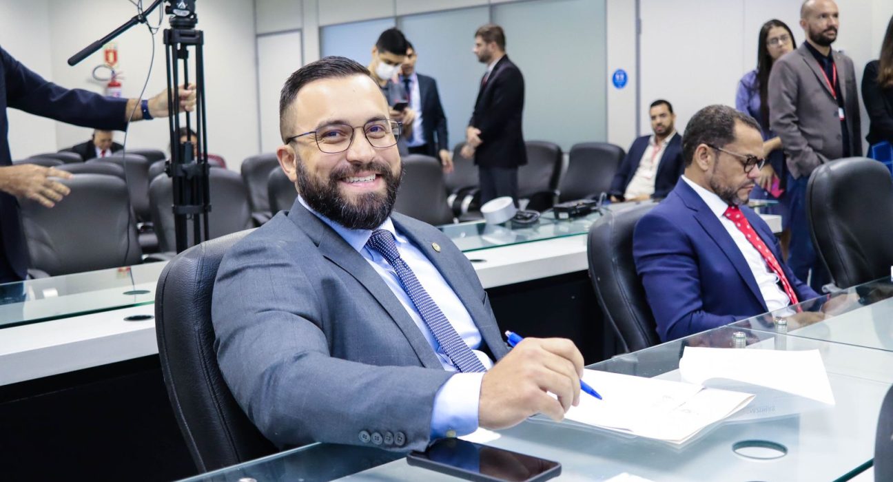 Projeto do Dr. George Lins propõe que cirurgião-dentista integre equipe multiprofissional em hospitais do Amazonas