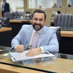 Sessão Especial Entrega de medalha Ruy Araújo ao Desembargador Jorge Lins