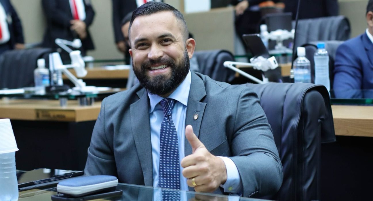 Leis voltadas à educação