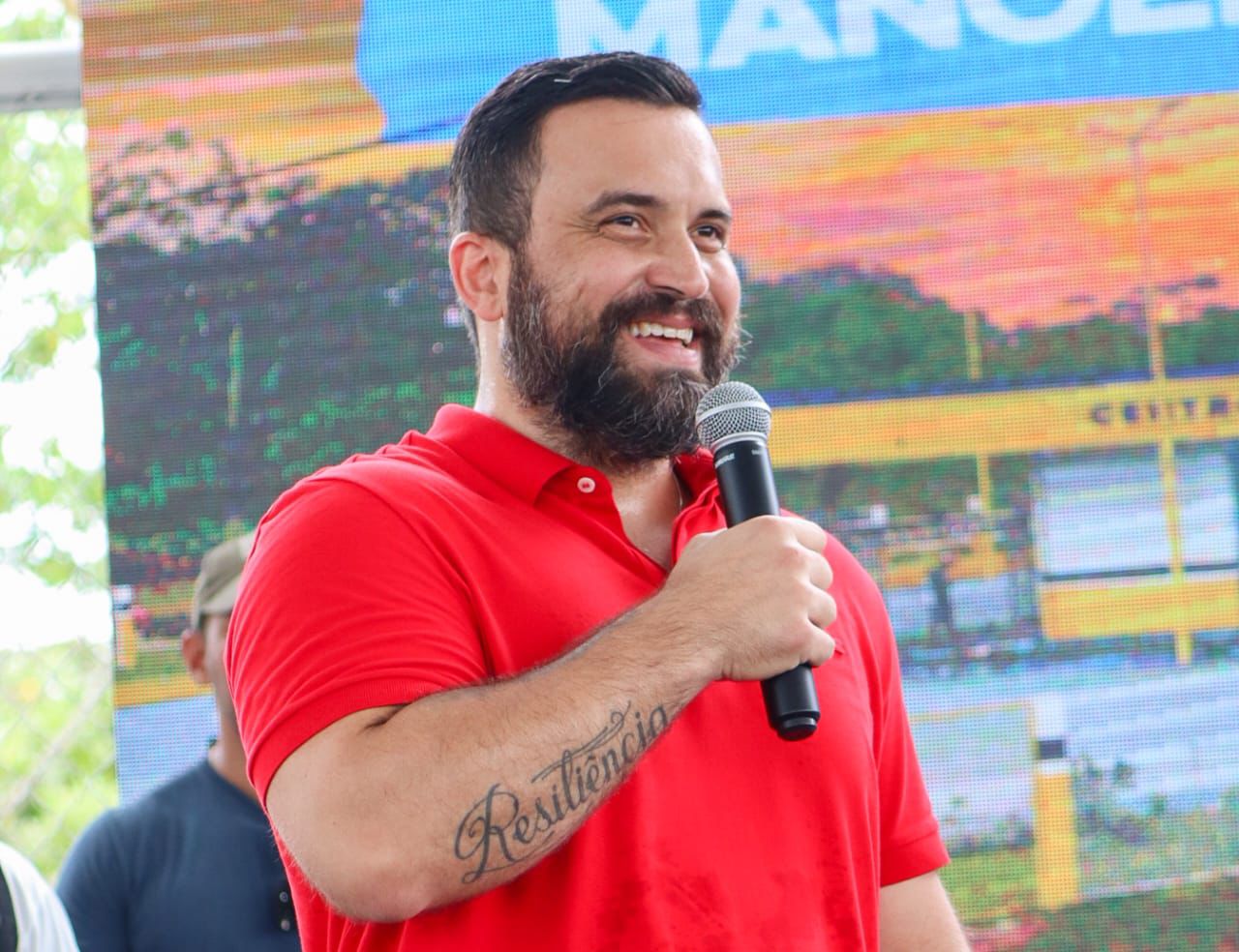 Deputado Dr. George Lins prestigia entrega do Centro de Convivência do Idoso em Tefé