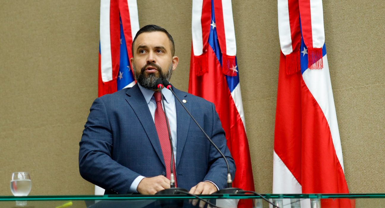 Dr. George Lins destacou as dificuldades enfrentadas pelos pacientes do interior, que muitas vezes dependem das casas de apoio municipais, nem sempre disponíveis ou adequadas para a demanda.