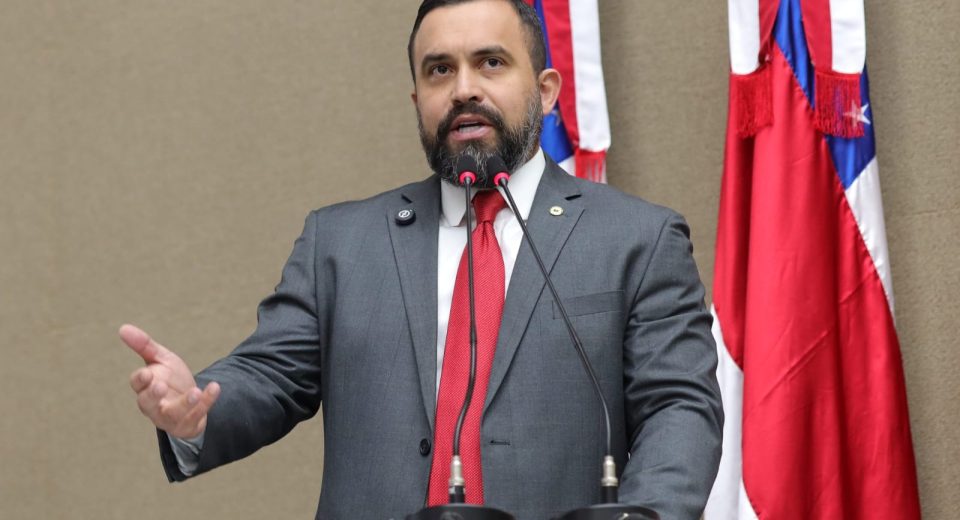 Segundo o parlamentar, as ações, conduzidas pela Secretaria de Estado Saúde (SES-AM), sob a gestão da titular da pasta, Nayara Maksoud, têm proporcionado benefícios importantes e diretos à população.