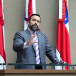 Deputado Dr. George Lins propõe campanhas informativas para melhorar atendimento nas unidades de saúde