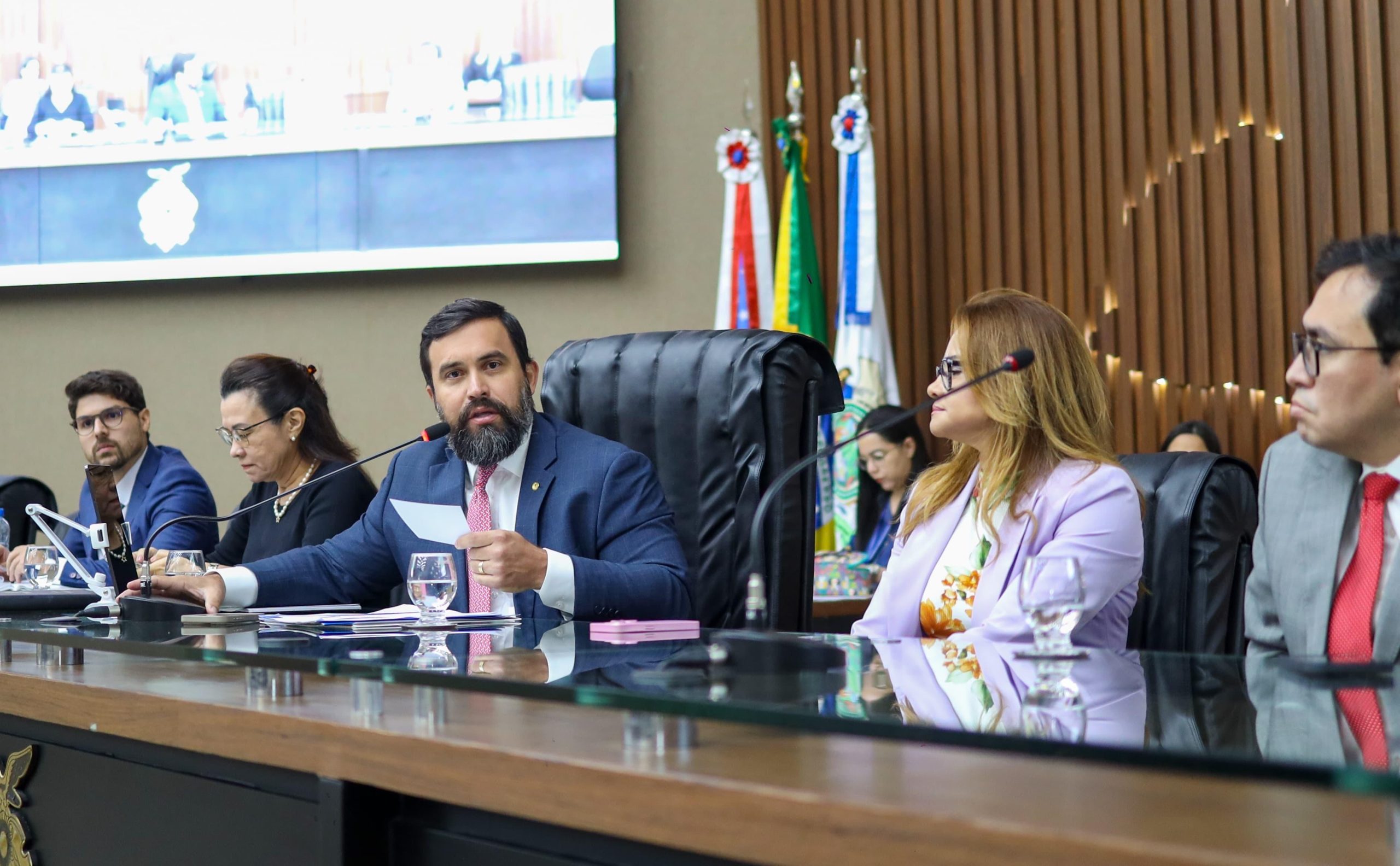 Aleam debate prevenção ao câncer do colo do útero em Cessão de Tempo do Dr. George Lins