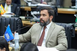 Deputado Dr. George Lins propõe a criação da "Semana Sem Telas" no Amazonas