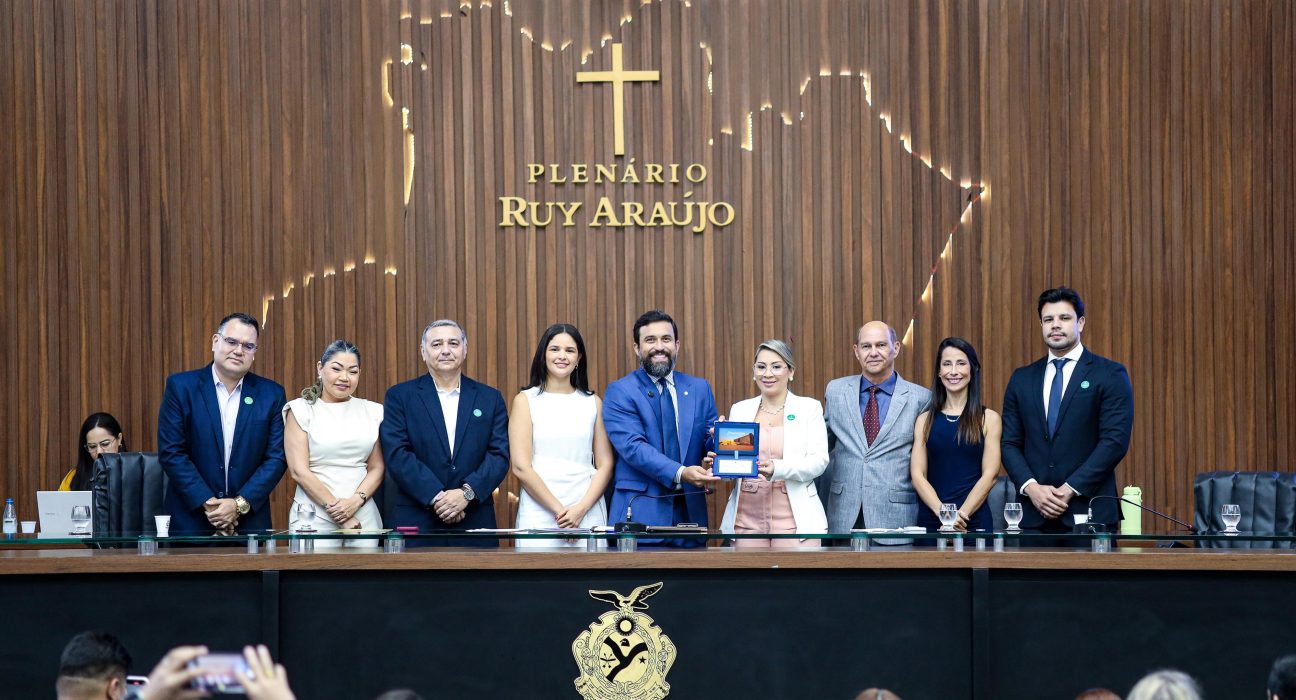 Dr. George Lins homenageia 23 anos do Hospital e Pronto-Socorro da Criança da Zona Oeste na Aleam