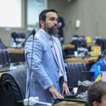 Dr. George Lins destaca avanço na saúde do Amazonas e reforça importância do Novembro Azul