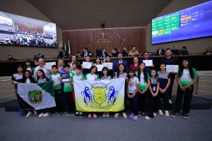 Dr. George Lins celebra ouro internacional de estudantes de Rio Preto da Eva na Aleam